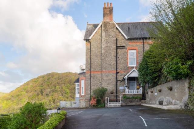 Bed and Breakfast Highcliffe House Lynton Exterior foto